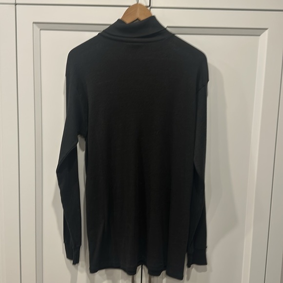 Long Turtleneck - Picture 3 of 3